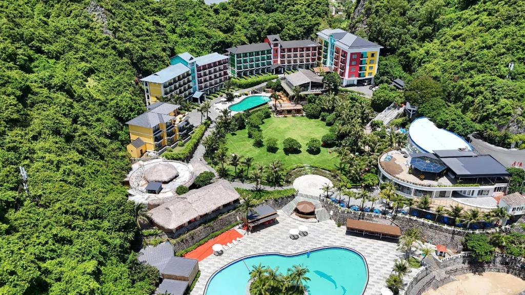 The May Legend Catba – Ha Long Bay